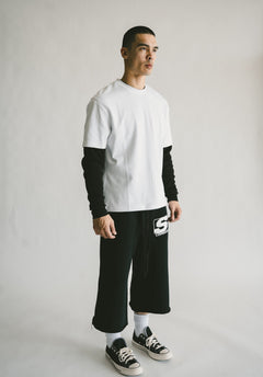 BLACK 3/4 SHORTS